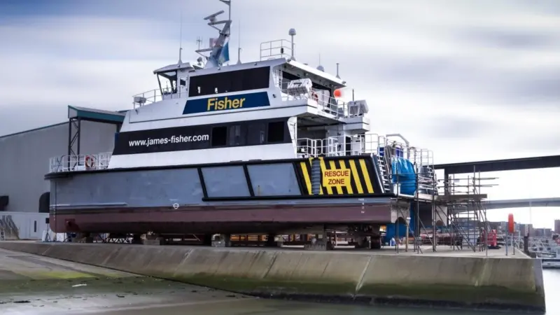 'Dart Fisher' on the slip at Griffon Hoverworks, Woolston, Southampton