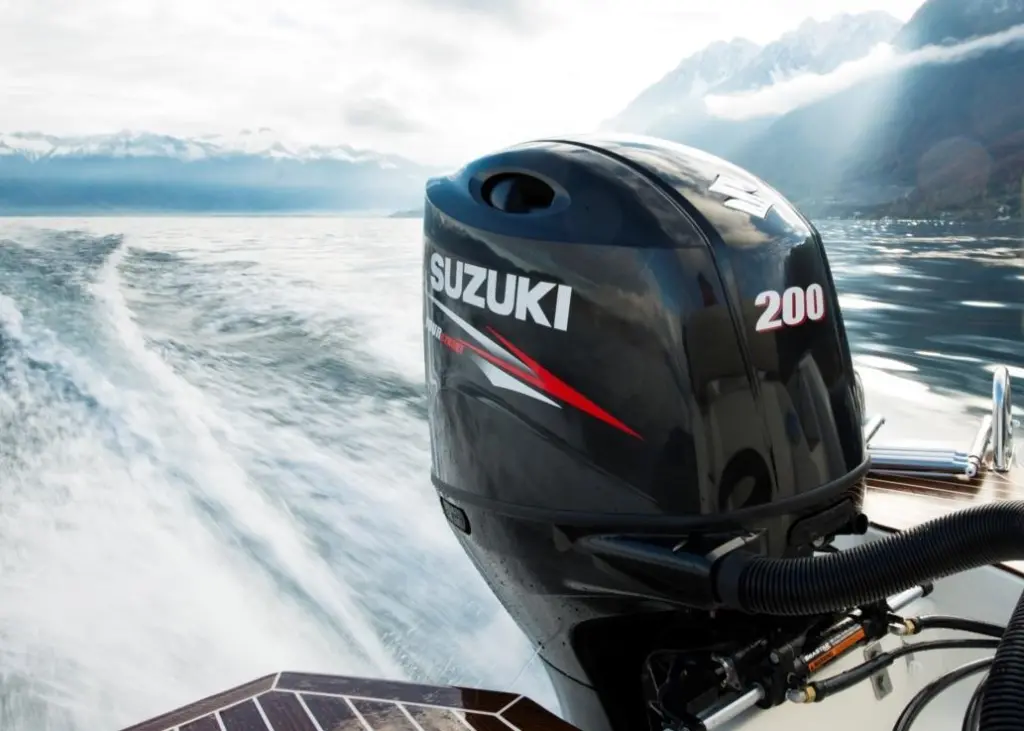 The new DF200 has Suzuki’s electronic drive-by-wire system – Suzuki Precision Control