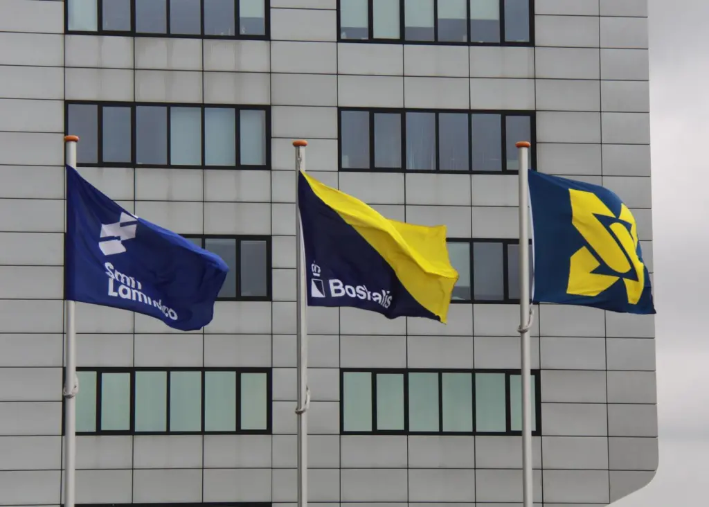In 2010 Smit's towage operation was taken over by Boskalis (Peter Barker)
