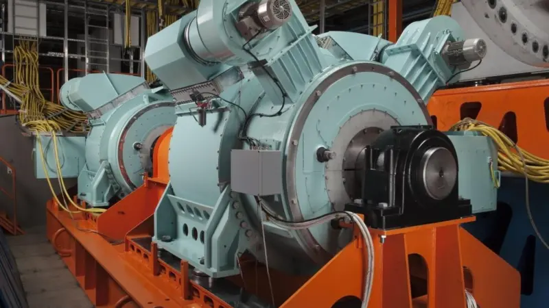 The Switch PMM 1000 M shaft generator