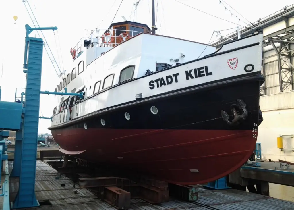 Overhaul for veteran Stadt Kiel