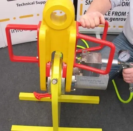 Inovatum is offering their Inoshackle in a variety of sizes