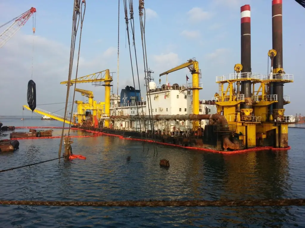 A dredger which caught fire and sunk has provided work for Tsavliris (Tsavliris Salvage)