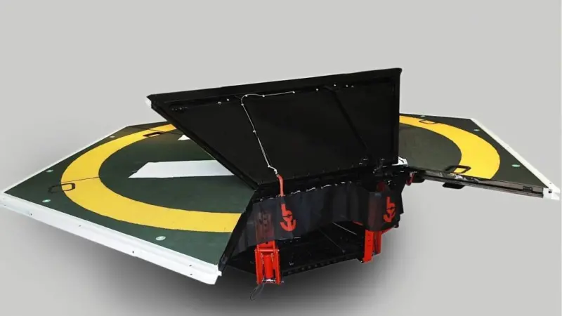 Besenzoni retractable helipad