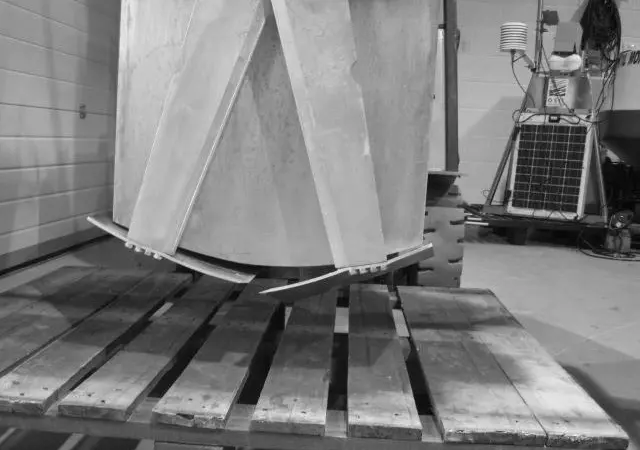 Corers and grabs can sustain damage during deployment and recovery and, through use, components can become worn