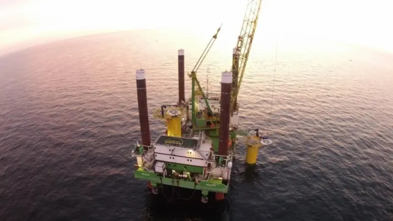 Deme's 'Goliath' offshore installation platform at work