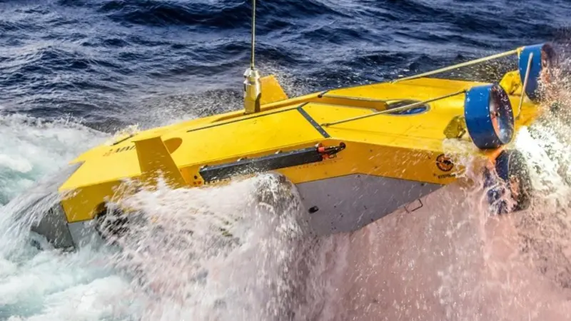 MMT's 'Surveyor Interceptor' ROV breaks the surface