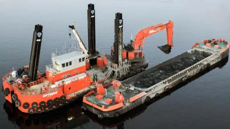One of Wasa's backhoe dredgers