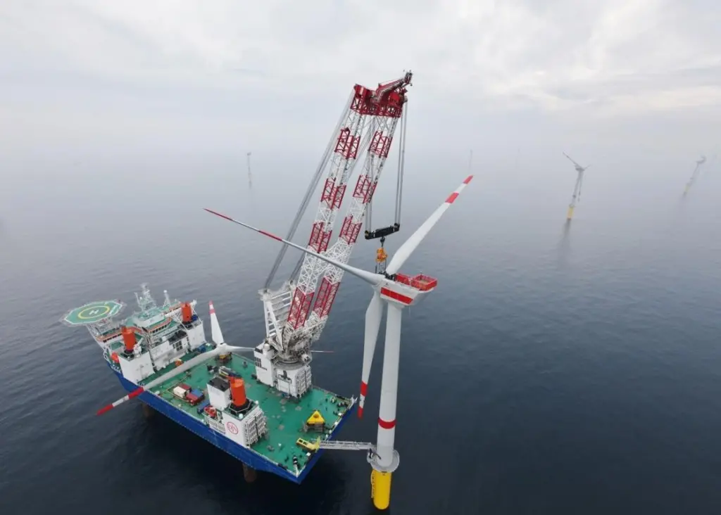 Jack-up vessel 'Vidar' is 140.40m x 41.00m