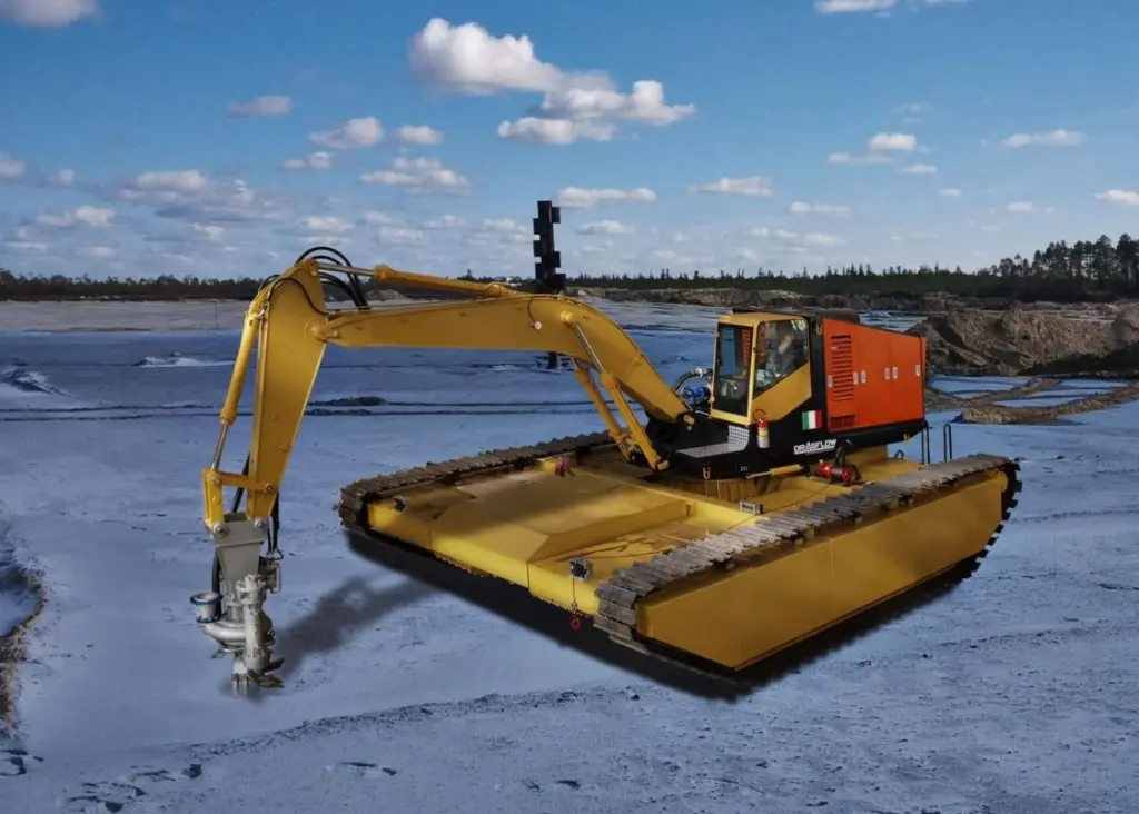 'More than a standard dredge, more than a simple amphibious excavator', claims Dragflow