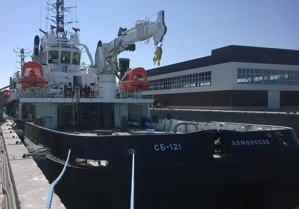The PS-45 multifunction rescue tug is being kitted out with Fluidmecanica towing gear