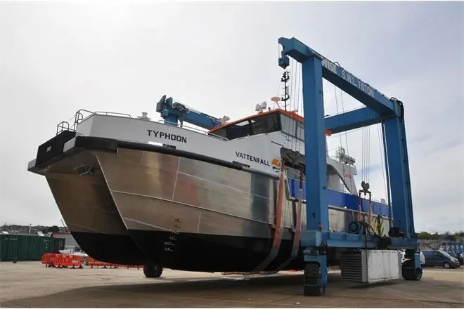 00_52249_635993395441073332_Typhoon-in-the-Boat-Lift1