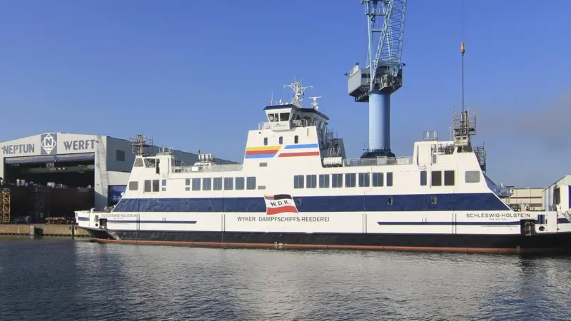 Eco ship will look like sister, but engine choice is still under wraps.