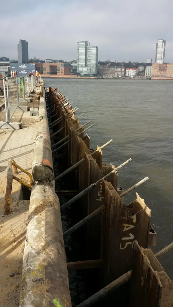 Quay reinforcement at TCC (Photo: HPA)