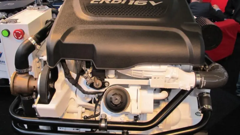 The engine is fitted with a common rail injection system and this is matched to an electronic variable geometry turbo-charger