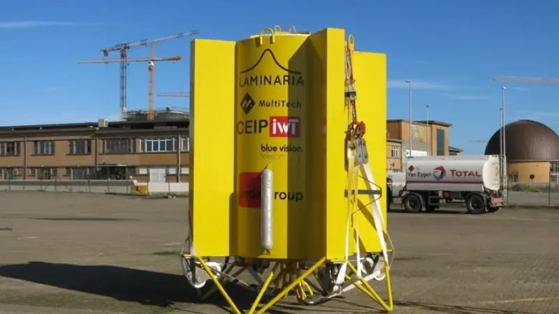 Extensive testing of a quarter scale model has been carried out in Belgian waters