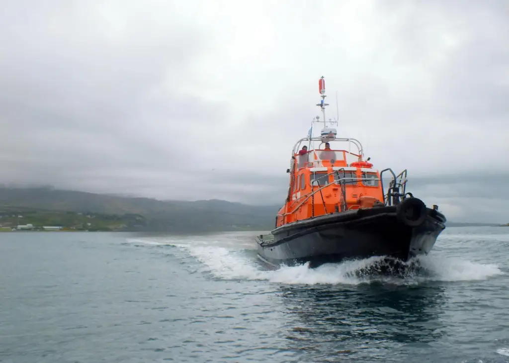 The restoration of ‘Rotary Service’ has been completed by the Thames Class Lifeboat Trust, with a little help from industry partners