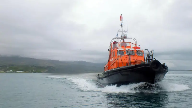 The restoration of ‘Rotary Service’ has been completed by the Thames Class Lifeboat Trust, with a little help from industry partners