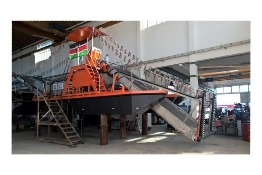 Italdraghe has supplied the Kenyan government with this weed harvester, specifically constructed to handle the water hyacinth and hippo grass in Lake Victoria