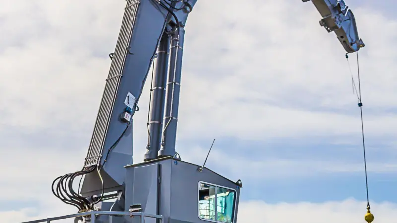 Allied Systems portable TK4-30 and the TK70-70 aft-deck main crane are central to  'Neil Armstrong' operations