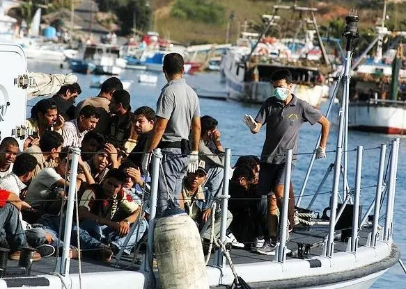 Migrants awaiting their fate on the Island of Lampedusa (Photo:Sara Prestianni / noborder network)