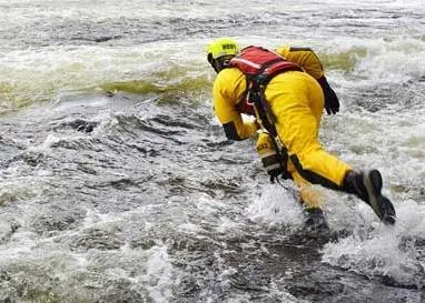 Hansen hopes to save rescuers time with its newly developed SeaSwim Work Suit