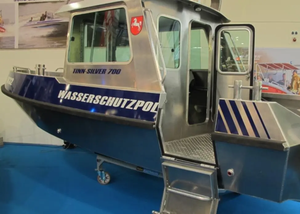 Tinn-Silver has supplied one of their wheelhouse 700 boats to the German police in Hanover