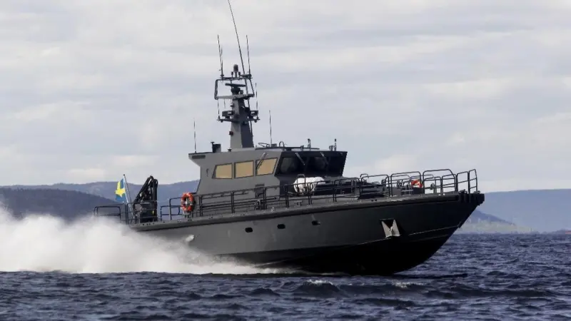 The low noise levels are unique in a fast patrol boat of this size