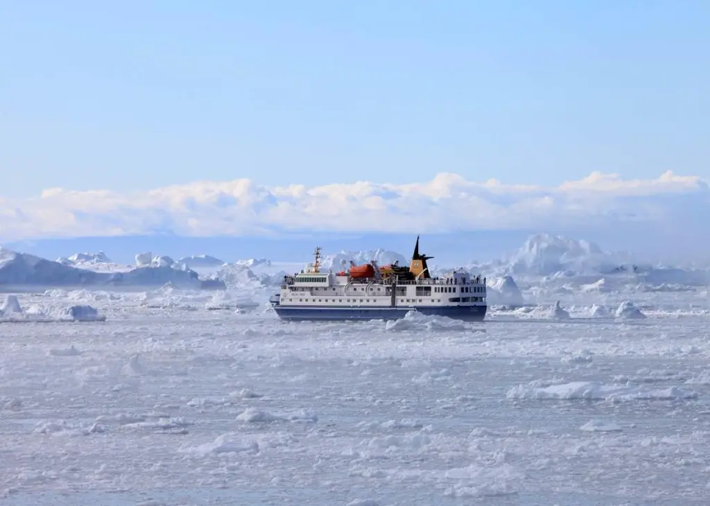 Inmarsat has announced the successful trial for Fleet Xpress in Antarctic waters