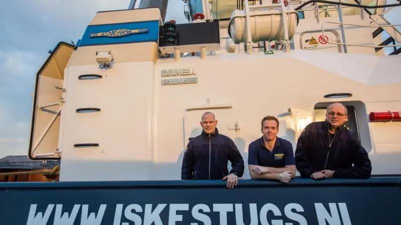 The crew of the Iskes tug 'Venus' (Iskes)