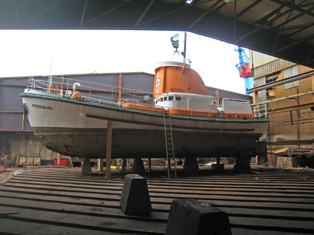 Hindenburg before revamp (Photo: Lindenau Werft)