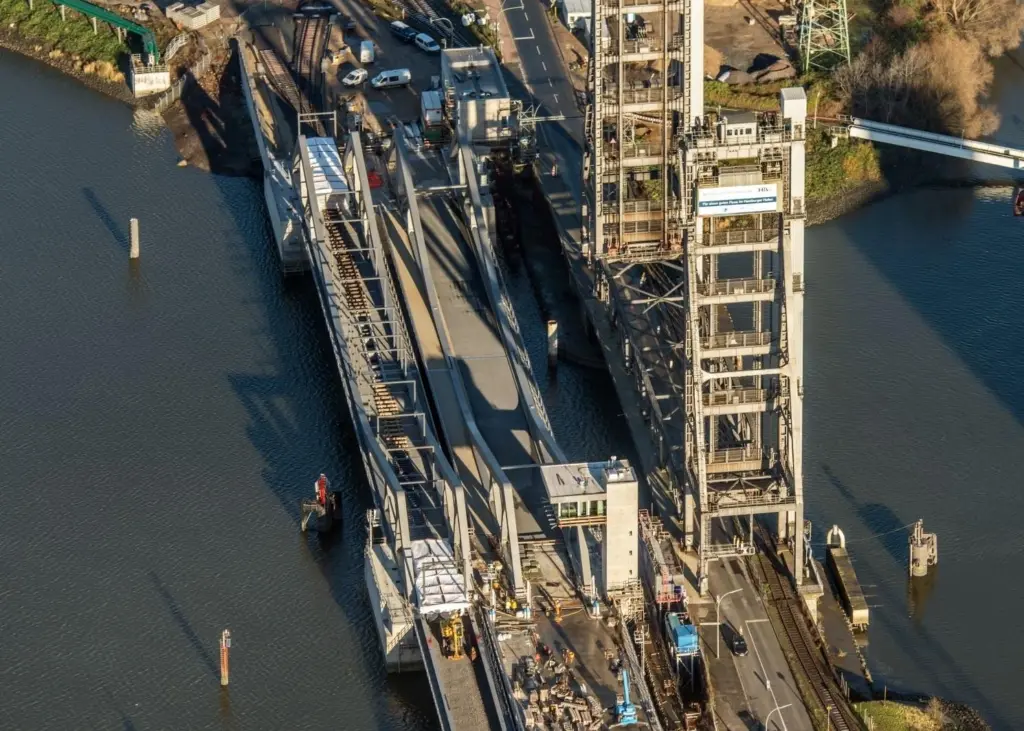 Hamburg's new Rethe bascule bridge