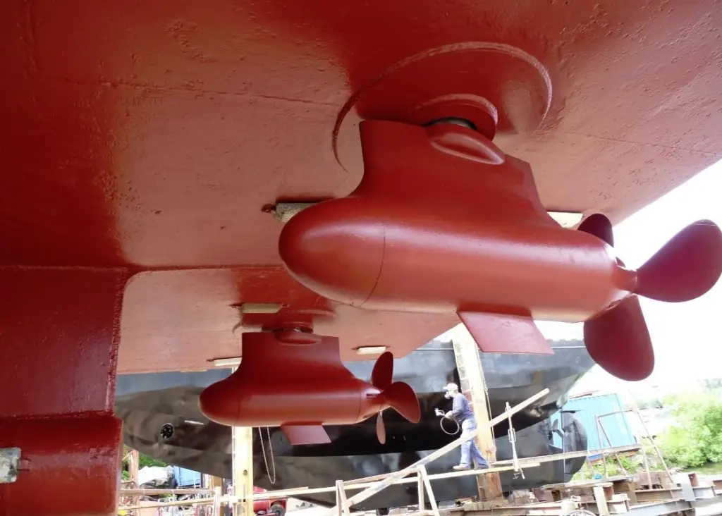 The 'Movitz' tour boat has these Echandia drives