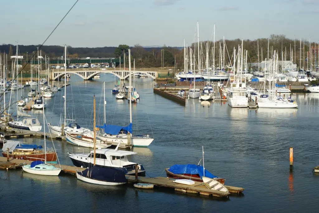 Hamble based HSYRR has been named as UK official service centre for Lewmar products