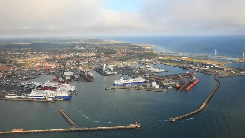 Fredrikshavn is a major ferry terminal for ferries to Sweden and is also used for imports of bulk materials and oil