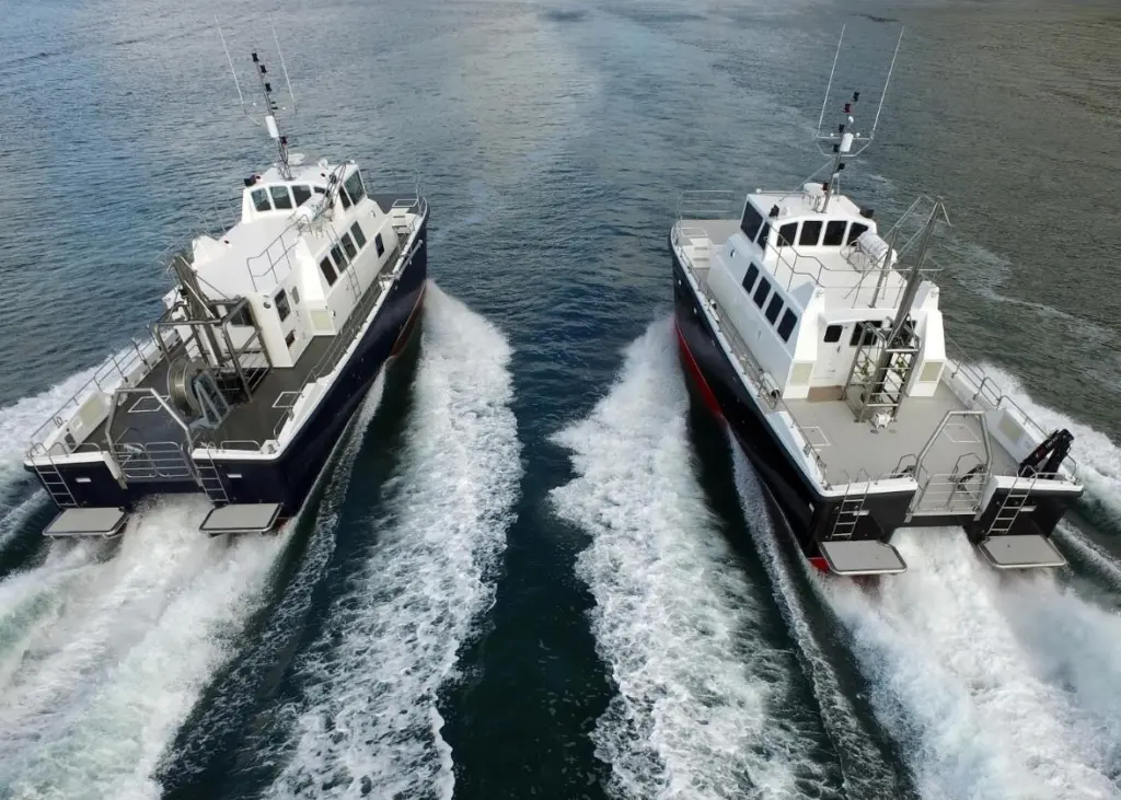 The vessel is fitted with twin Volvo D16 engines which provide it with a 24kts maximum speed