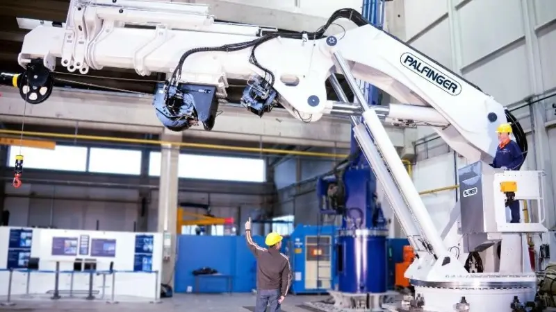 Palfinger is an industry front runner with its foldable marine cranes