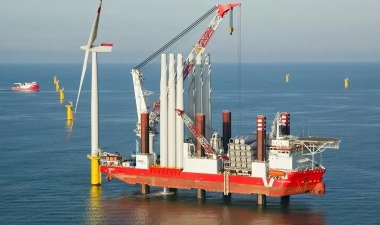 Wind turbine installation vessel (WTIV), 'MPI Discovery'