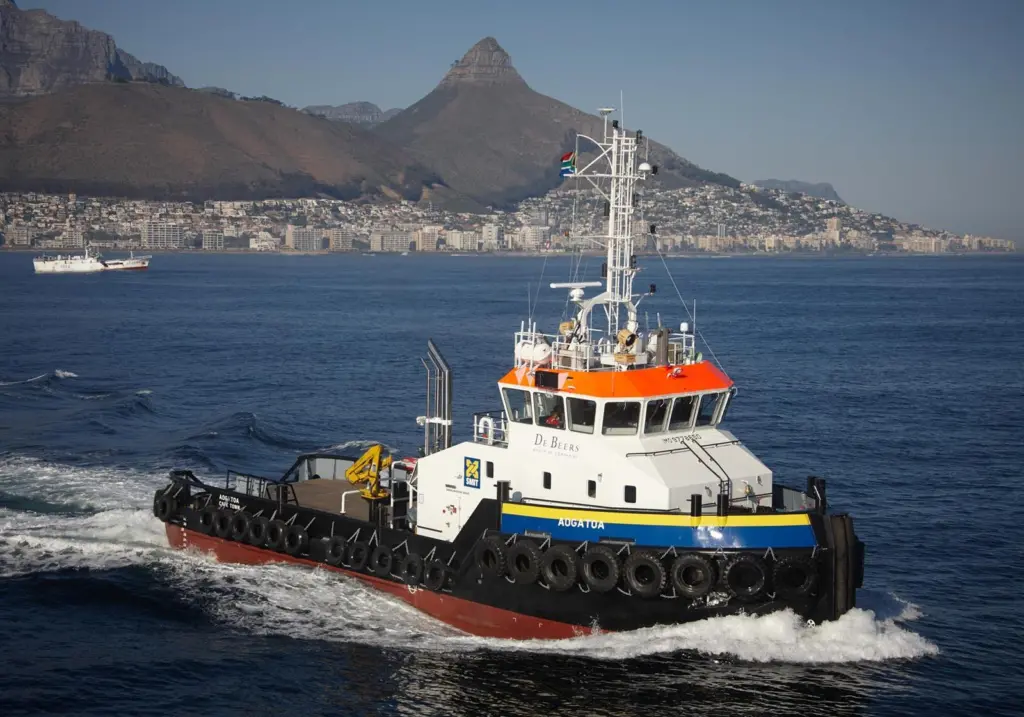 'Aogatowa' is the second of two Shoalbusters for Smit Amandla Marine (Damen)
