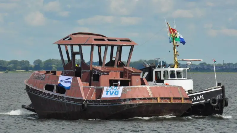 'RT Borkum' is now being completed by Shipyard Padmos Stellendam (Ruud Zegwaard - Rotortug)