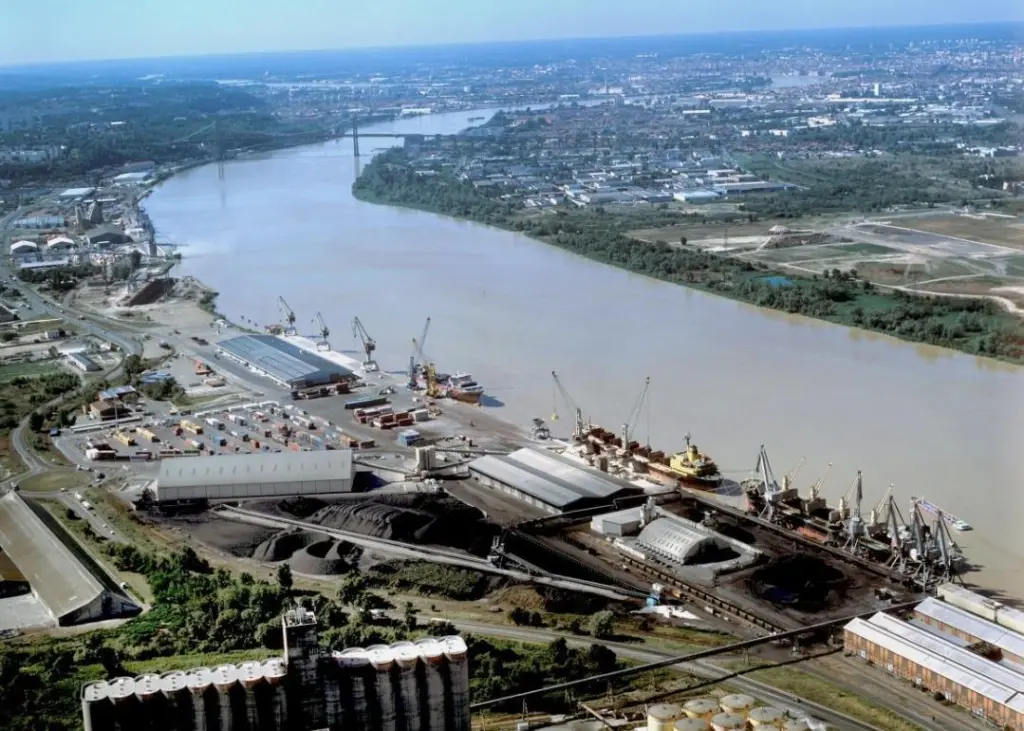 There is an extensive fleet of river cruise vessels that operate along the rivers in the region