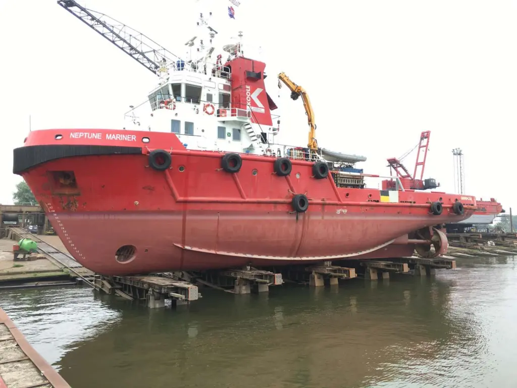'Neptune Mariner's' bollard pull is increased thanks to new propellers (Landfall Marine)