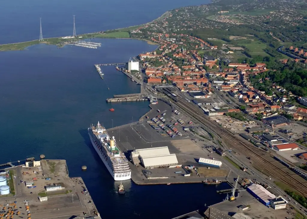 The new development is proposed to help establish Kalundborg as the major container port for the area