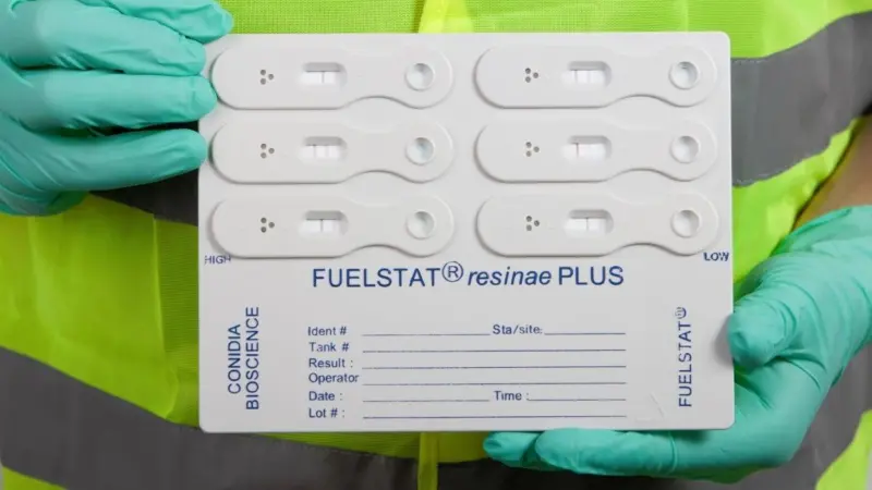 Six test devices are included in each Conidia test package