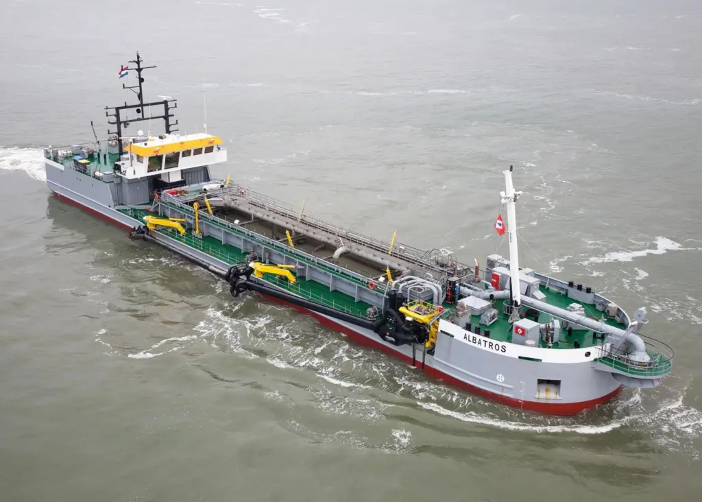 Dutch Dredging's 'Albatros' (Photo: Van der Kloet Fotografie)