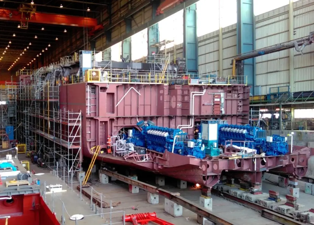 LNG powered 'Minerva' under construction in Kinderdijk (Photo: Royal IHC)
