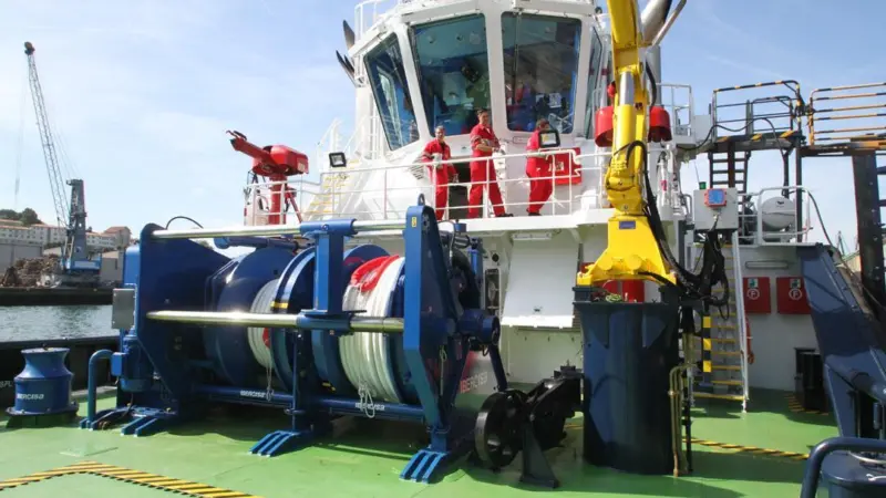 Ibercisa supplied a double-drum hydraulic escort winch for VB Xaloc (RAL)
