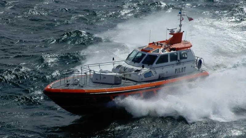 Falmouth Pilot boat 'Arrow' (Photo: David Barnicote)