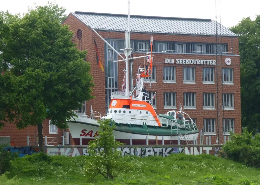 DGzRS HQ and home shipyard in Bremen (Photo:Tom Todd)