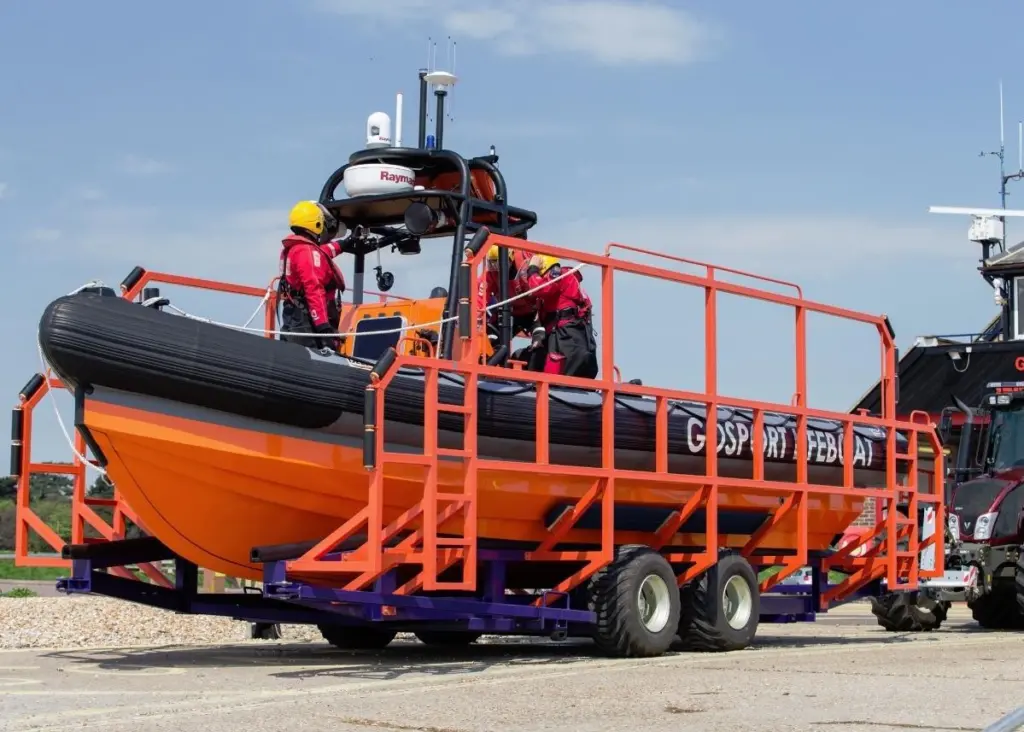 Gosport's new 9m Delta in its bespoke launcher